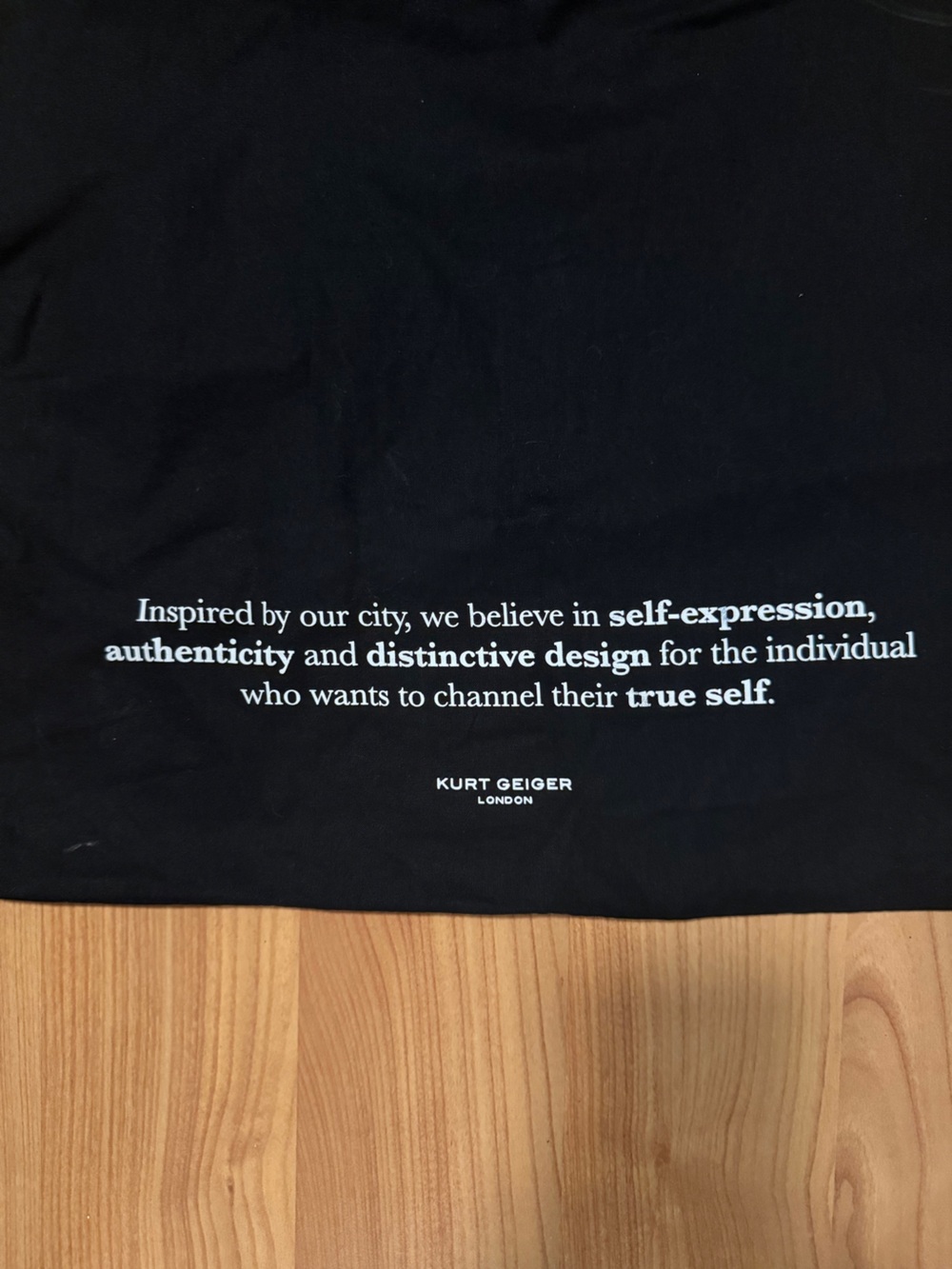 KURT GEIGER BLACK TEXTILE DUST BAG - Picture 3 of 3